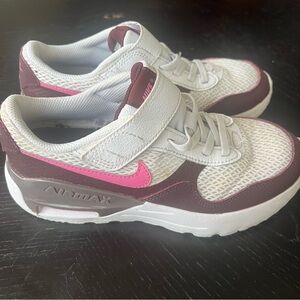 Nike Air Max Kids White Pink and Maroon Athletic Shoes size 3Y